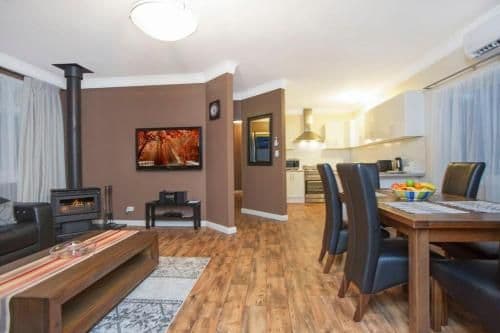 Luxury Three-Bedroom Villa with Spa Bath