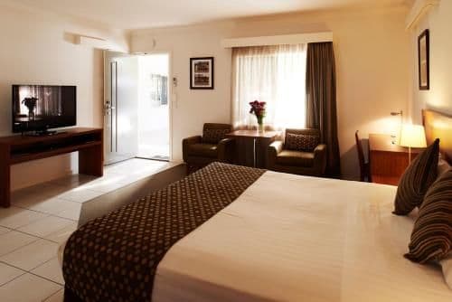 Deluxe Suite