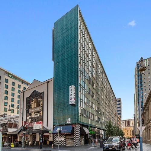 Cosmo on Bank (The MAC Boutique Hotel)1