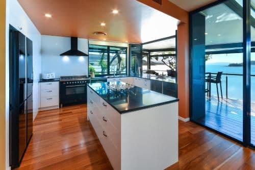 3 Bedroom Sea View Apartment - Apartment 18