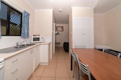 Bungalow - Water Front (4 Guests)