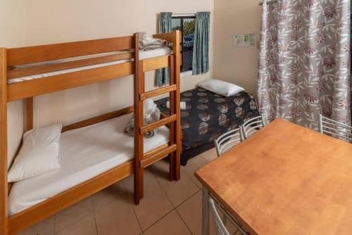 Bungalow - Water Front (5 Guests)