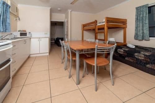 Bungalow - Water Front (5 Guests)