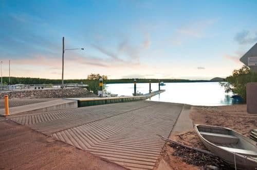 Double or Twin Motel Room - Water Front