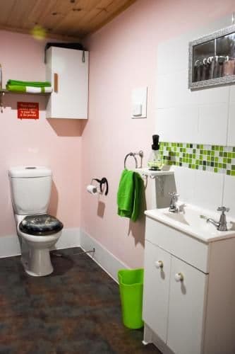 Apartment With Shared Bathroom
