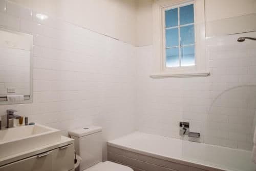 Four Bedroom House - The Queenslander