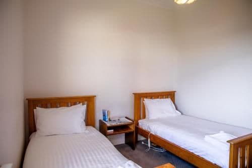 Three Bedroom Cottage - Light Keepers