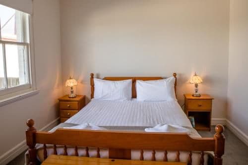 Three Bedroom Cottage - Light Keepers