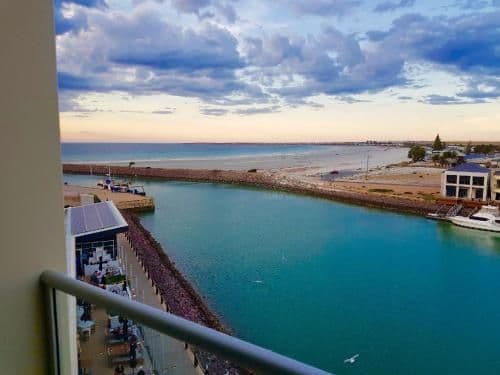 Ocean View Luxury Apartment