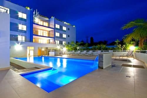 Lakeview Waterfront Apartment