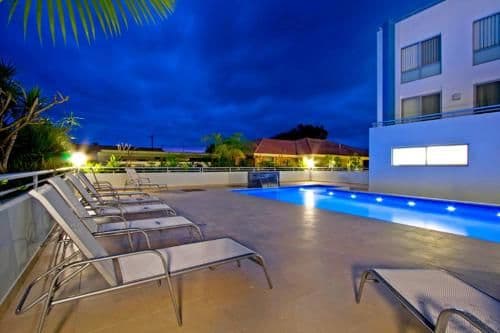Lakeview Waterfront Apartment