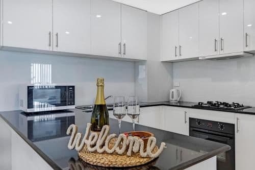 Lakeview Waterfront Apartment