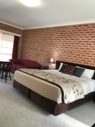 Superior King Room