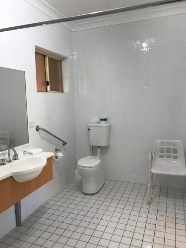 Country Gardens Motor Inn4
