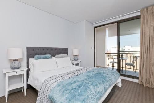One-Bedroom Apartment with Balcony
