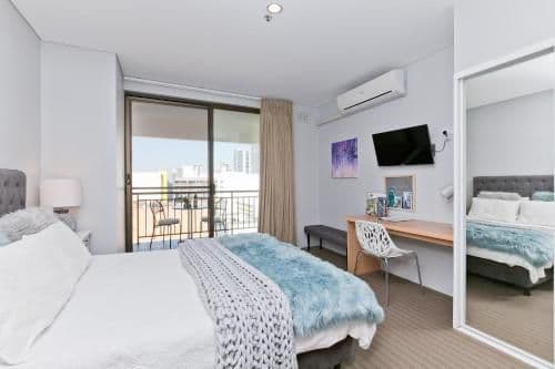 One-Bedroom Apartment with Balcony