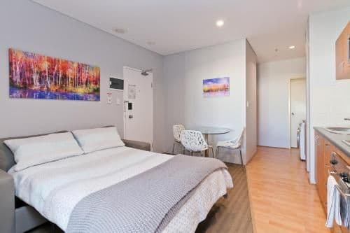 One-Bedroom Apartment with Balcony