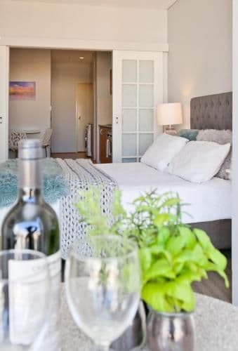 One-Bedroom Apartment with Balcony