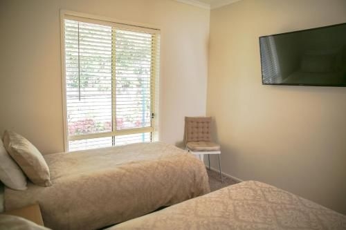Silver Birches Holiday Village : Unit 84