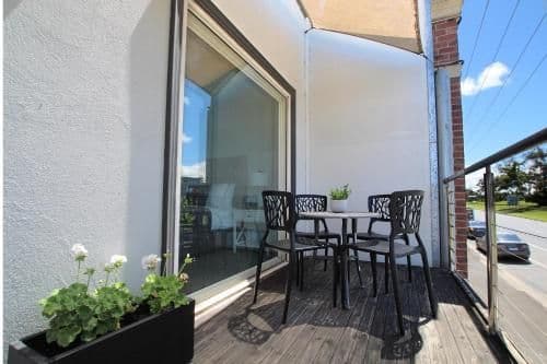 Two-Bedroom Apartment with Spa Bath