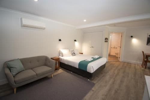 Studio Unit