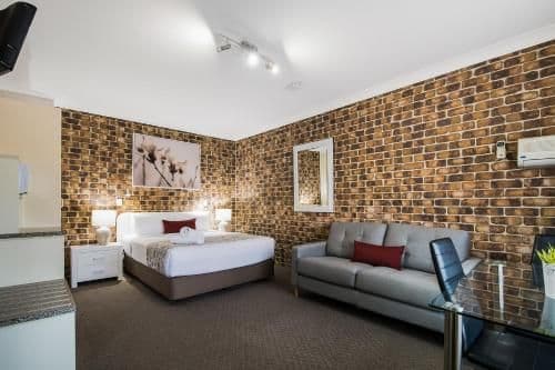 Queen Room
