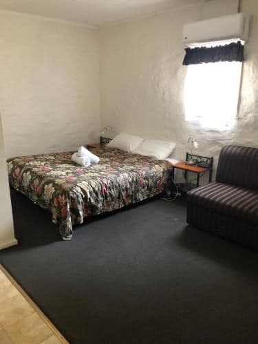 Budget Triple Room
