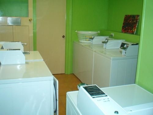Gecko's Rest Budget Accommodation & Backpackers2