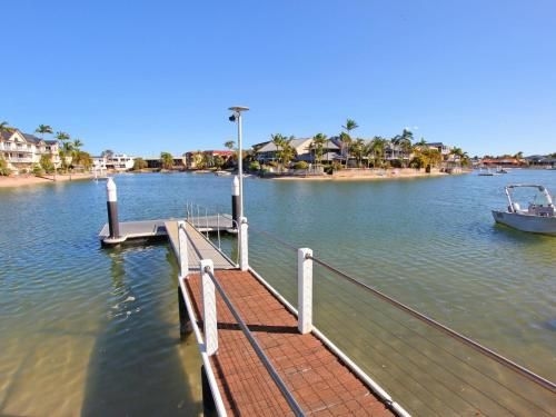 Yulunga 20 - 4 BDRM Canal Home with Pool3