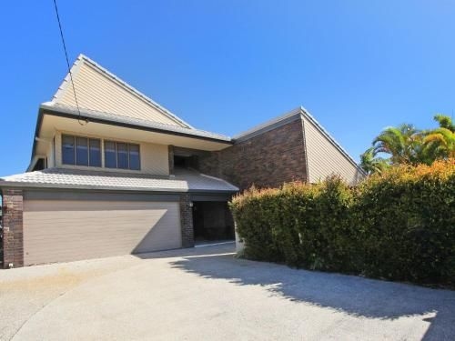 Yulunga 20 - 4 BDRM Canal Home with Pool2