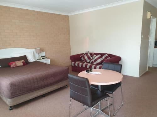 Suite with Spa Bath