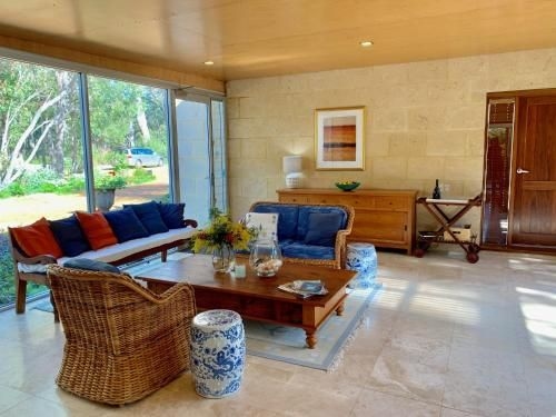 Wilderness House2