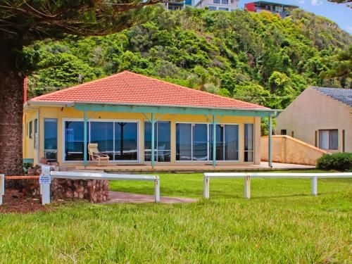 Beachside Bungalow #4 - 4/139 Avoca Drive, Avoca Beach2