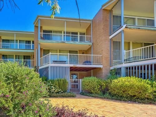 Greenpark #11 - 11/45 Avoca Drive, Avoca Beach2