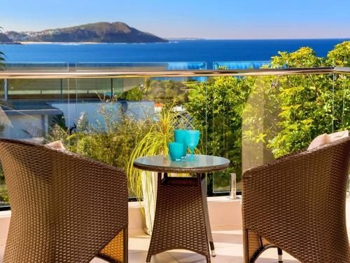 Infinity #4 - 4/18-20 The Scenic Highway, Terrigal0