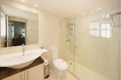 10 Alderly1