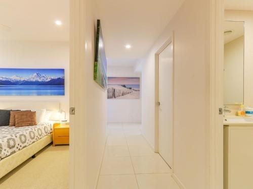 Azura Ocean View Holiday Apartment1