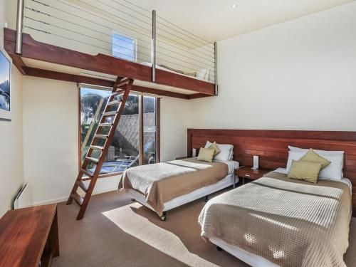Hearn's Beachside Villa 43