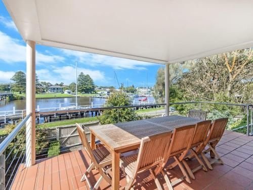 Shearwater Riverview Apartment4