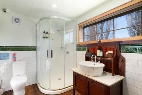Queen Room with Garden View
