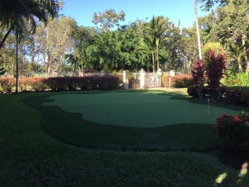 Cairns Golf Course Apartment2
