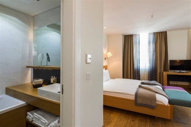 JUNIOR SUITE STANDARD