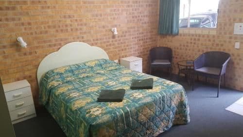 Queen Room - Disability Access/Non-Smoking