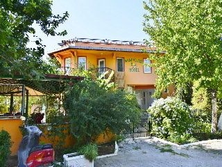 Mandal-Inn Hotel3