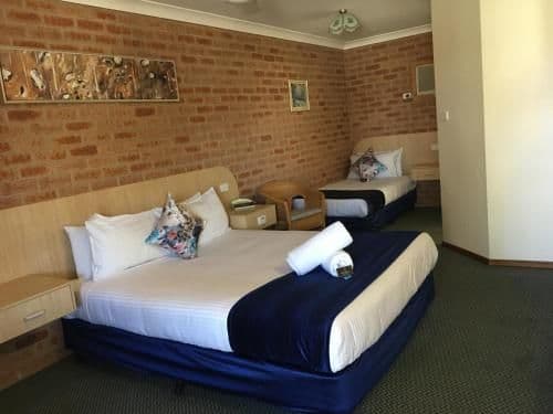 Queen or Twin Room