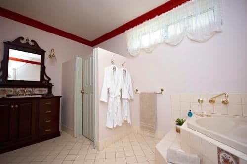Davenport Spa Suite
