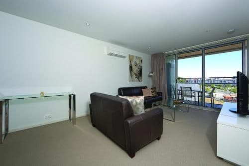 One-Bedroom Apartment - 45