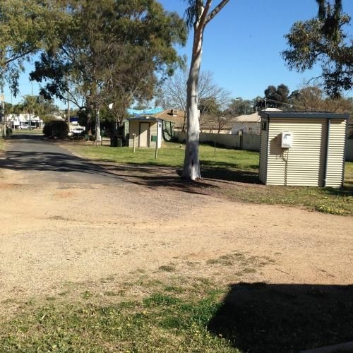 Newell Hwy Motel & Caravan Park4