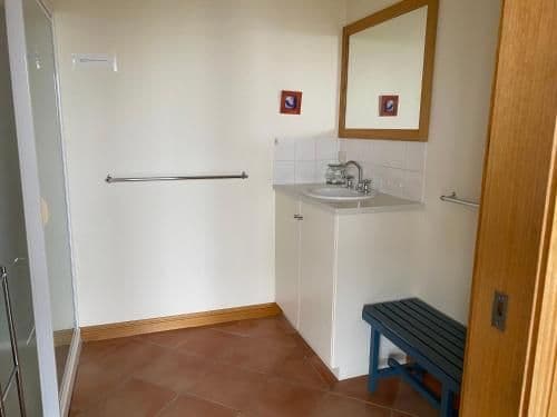 Two-Bedroom Apartment with Mountain View