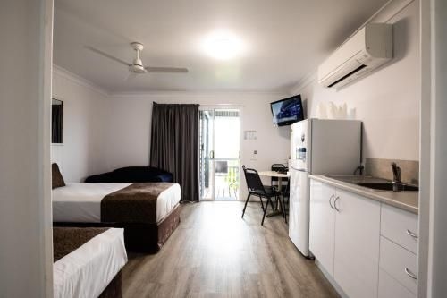 Hotel Settlers1